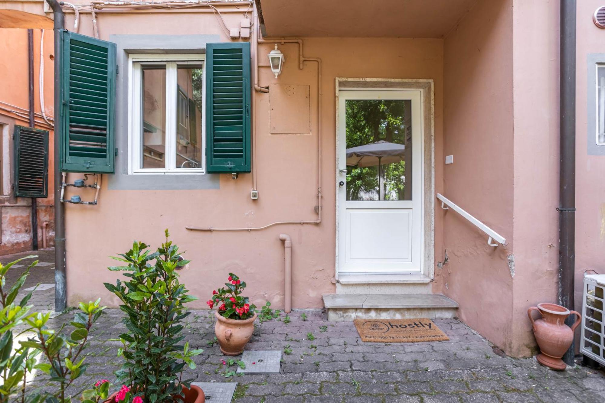 Hostly-Garden House San Lorenzo-Few Steps To Tower ピサ エクステリア 写真